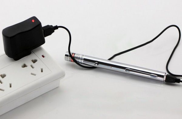 Blue Shell Red Beam Laser Pointer